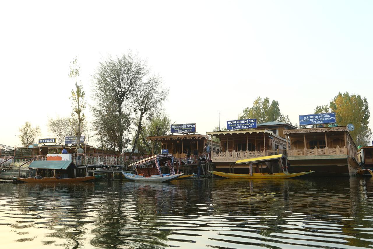 Morning Star Group Of Houseboats Hotel Srīnagar Eksteriør billede